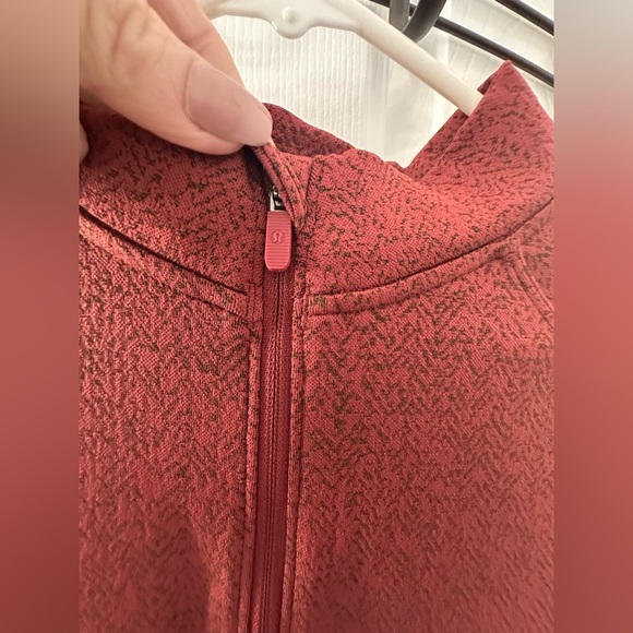 Lululemon Restless Cropped 1/2 Zip- NWT- Size 10 - Picture 4 of 9